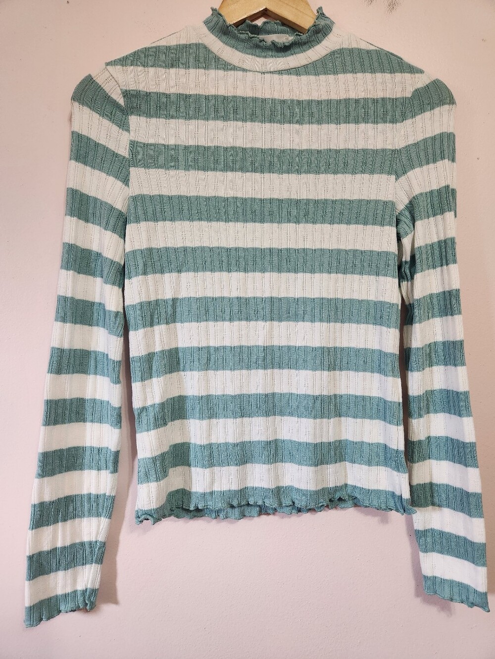 MNG Mango Sage Green Striped Ribbed Pointelle Mock Neck Lettuce Trim Top Small